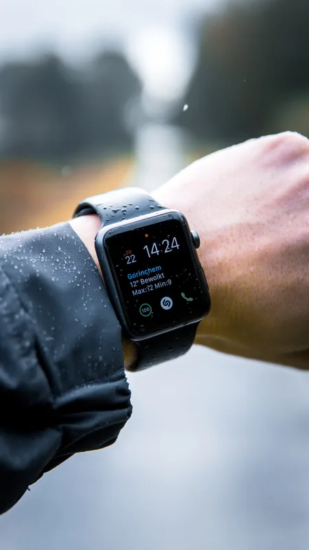 Smartwatch Fit S2 — Monitor Detak Jantung & Olahraga